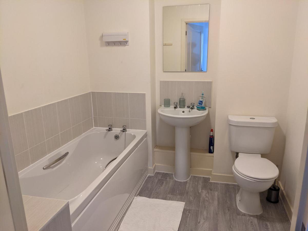 Simple 2-Bedroom 1.5 Bath Apartment In Thornhill Southampton Esterno foto